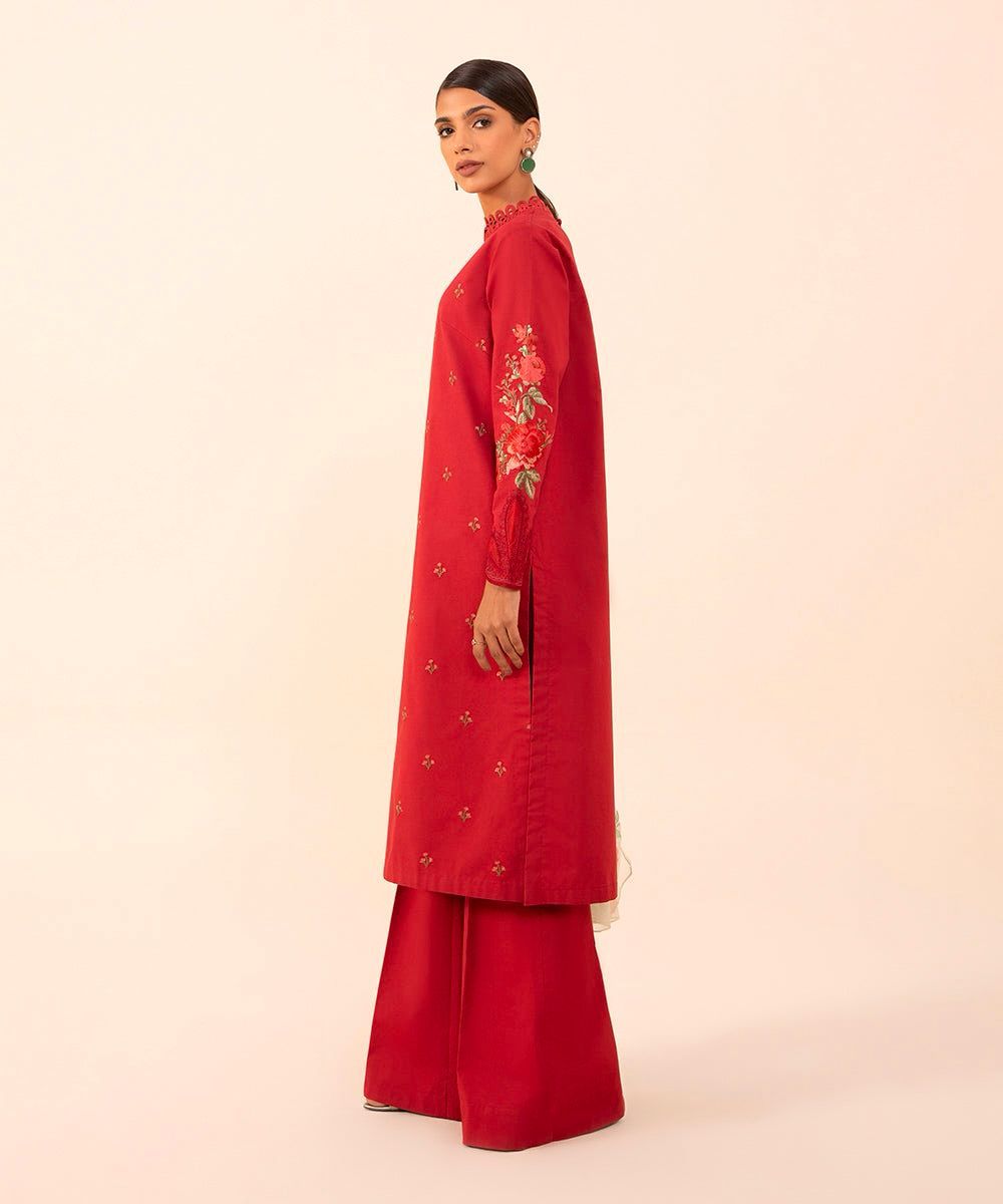 SAPPHIRE EMBROIDERED LAWN SUIT